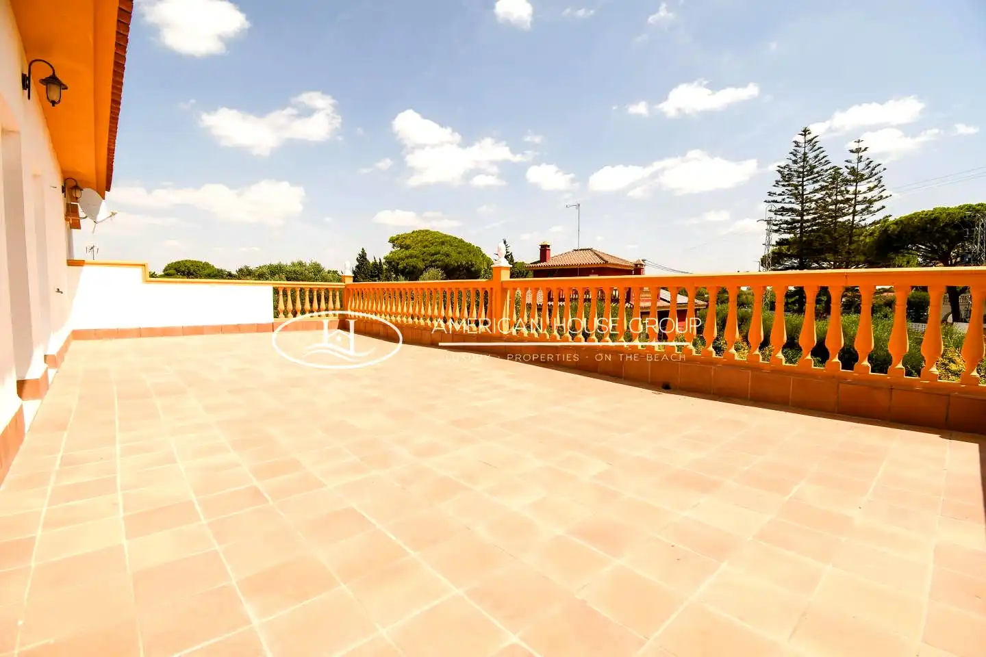Terrace of Houses for sale in Chiclana de la Frontera  with Air Conditioner, Heating and Private garden
