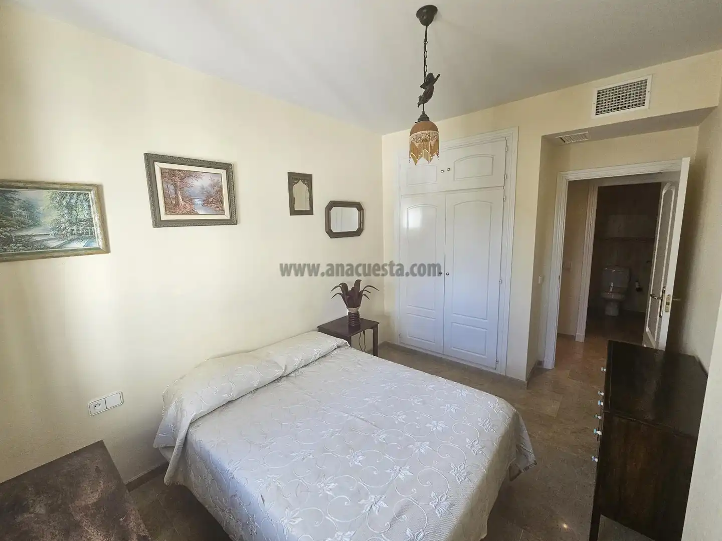 Apartamento con piscina en venta en Marina de la Duquesa, imagen 9