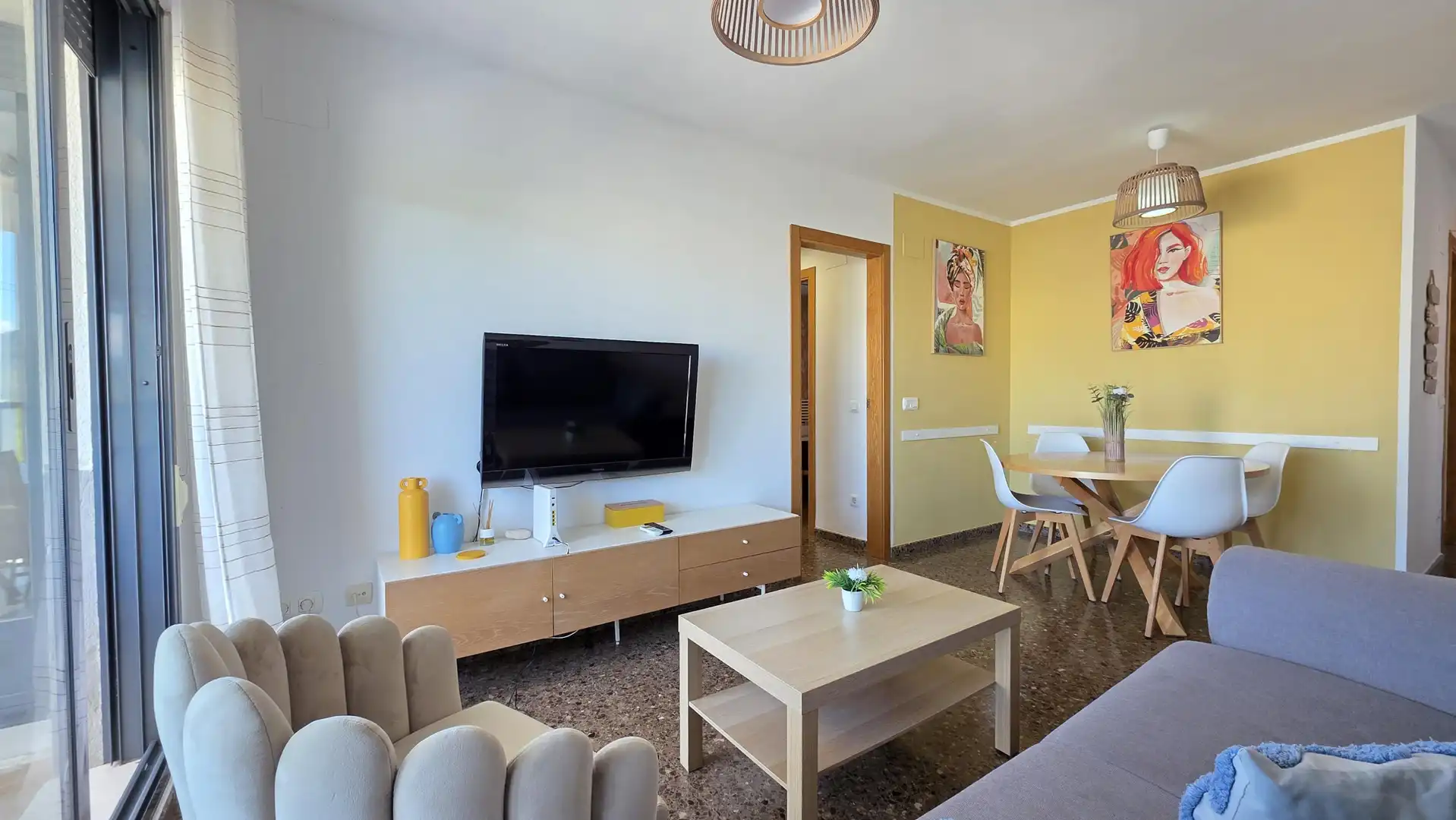 Sala de estar de Piso en venta en Gandia con Terraza, Balcón y Piscina comunitaria