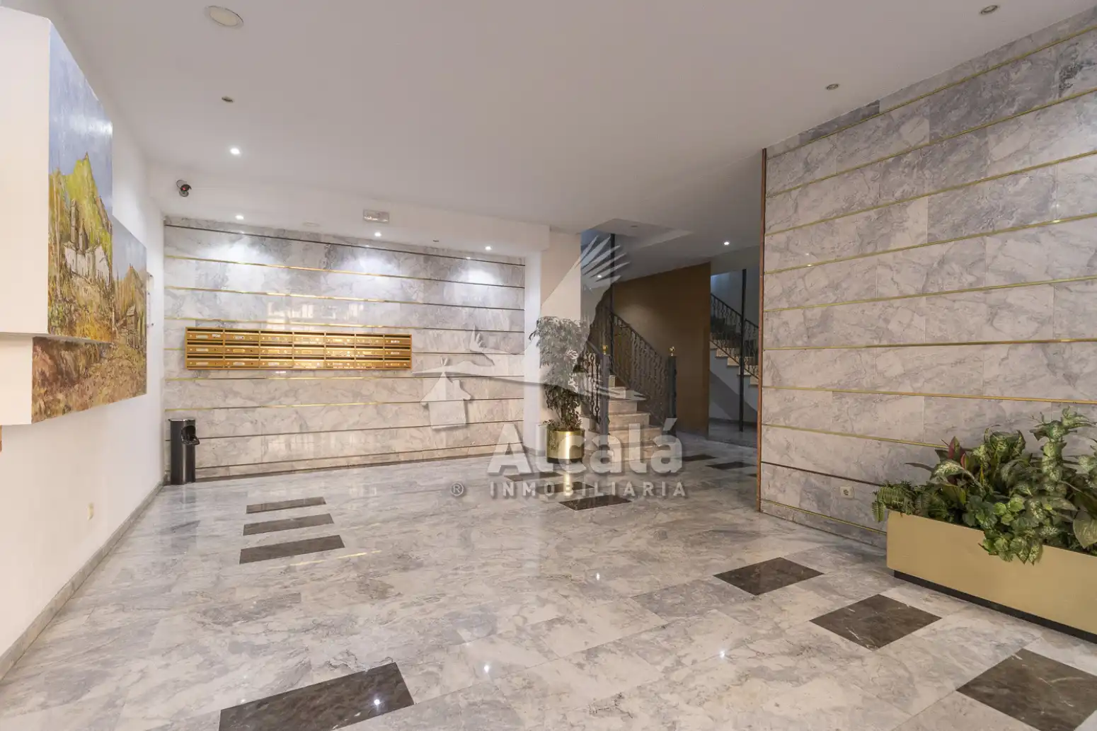 Flat for sale in Alcalá de Henares  with Air Conditioner, Heating and Private garden