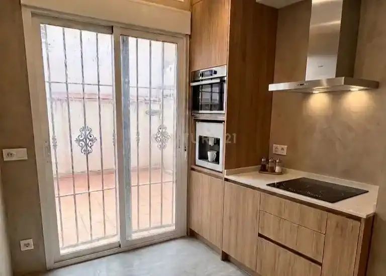 Cuina de Apartament en venda en Cenes de la Vega amb Alarma