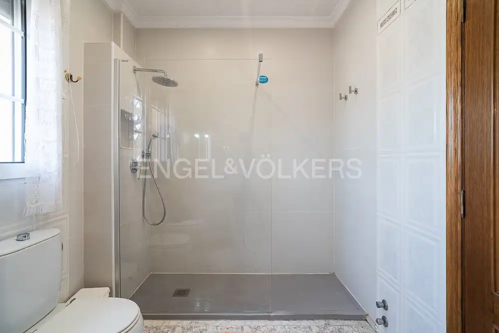 Bathroom of Country homes for sale in Cullera  with Air Conditioner, Heating and Private garden