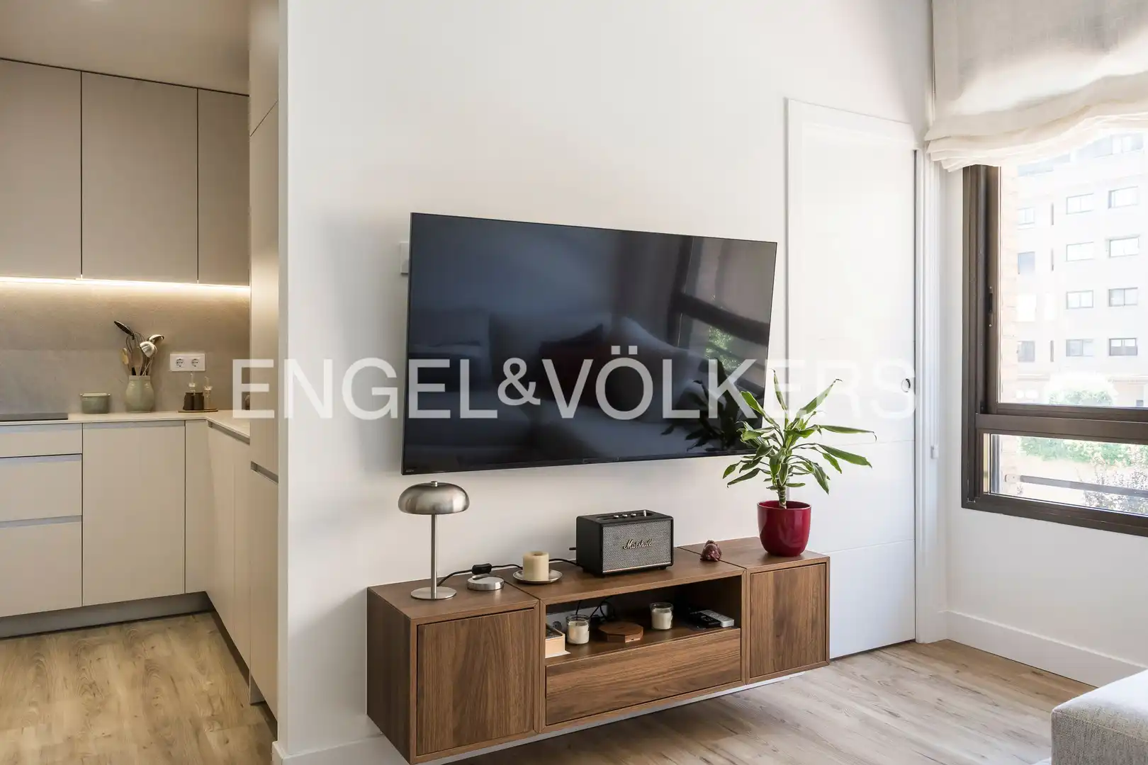 Living room of Flat for sale in Madrid  with Air Conditioner, Heating and Swimming Pool
