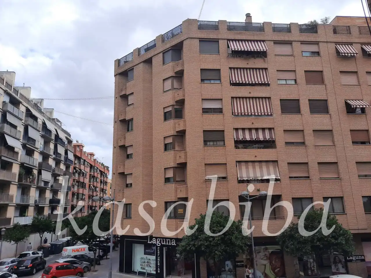 Pis amb ascensor en venda a Avenida Cid, imagen 57