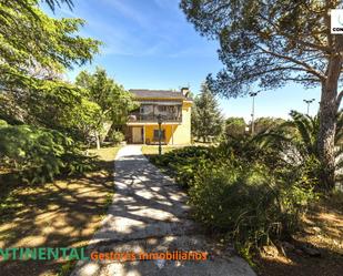 Garden of House or chalet for sale in Colmenarejo  with Air Conditioner, Heating and Private garden