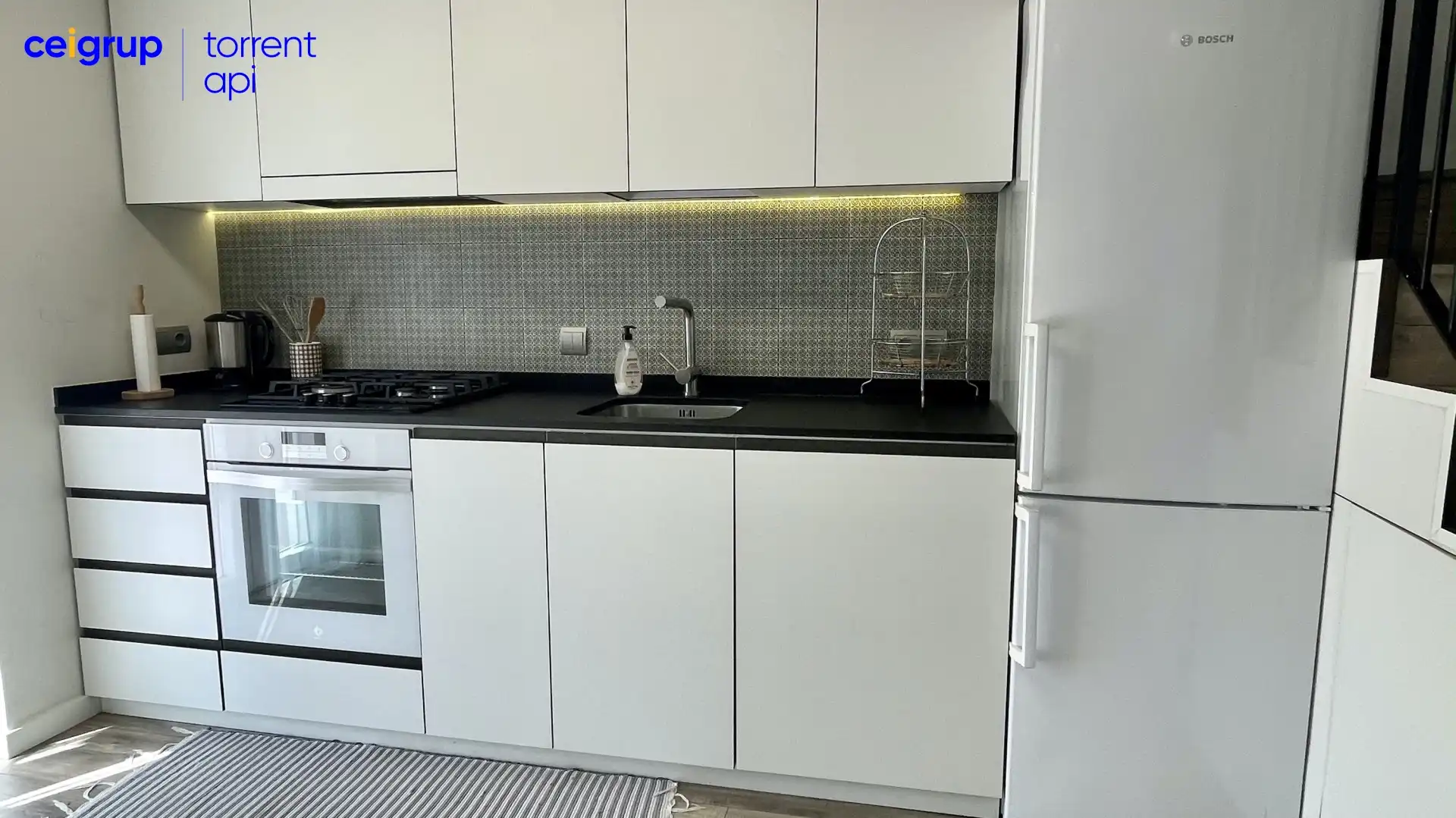 Cocina de Casa adosada en venta en L'Estartit con Terraza y Balcón