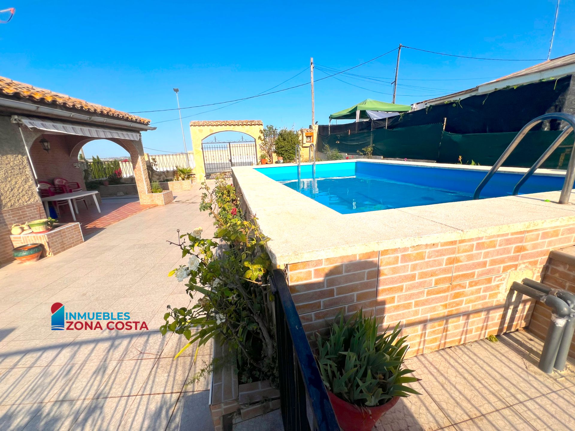 Exterior view of Country house for sale in Vilamarxant  with Air Conditioner, Private garden and Terrace