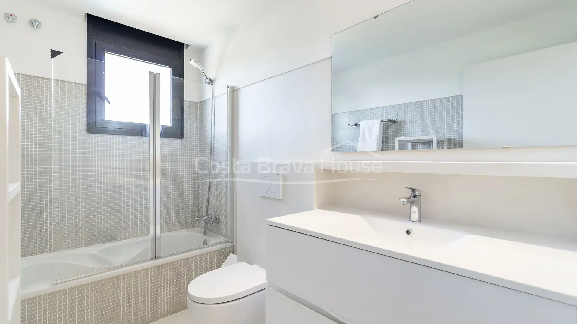 Casa amb terrassa en venda a Carrer de Josep Clarà, imagen 36