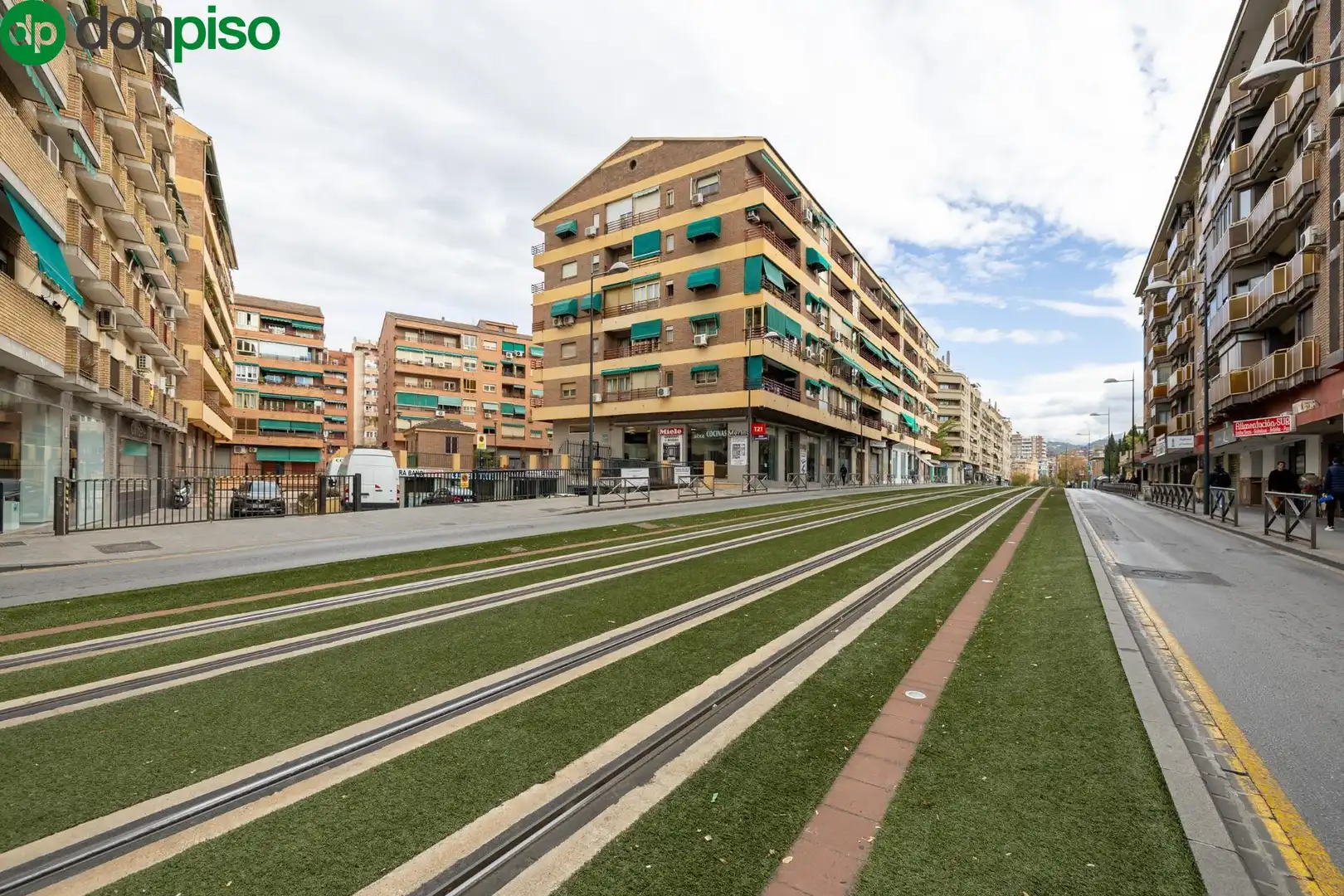 Exterior view of Flat for sale in Granada  with Air Conditioner, Heating and Terrace