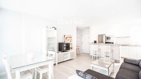 Foto 5 de Piso de alquiler en Conde San Isidro, Puerto Deportivo, Fuengirola