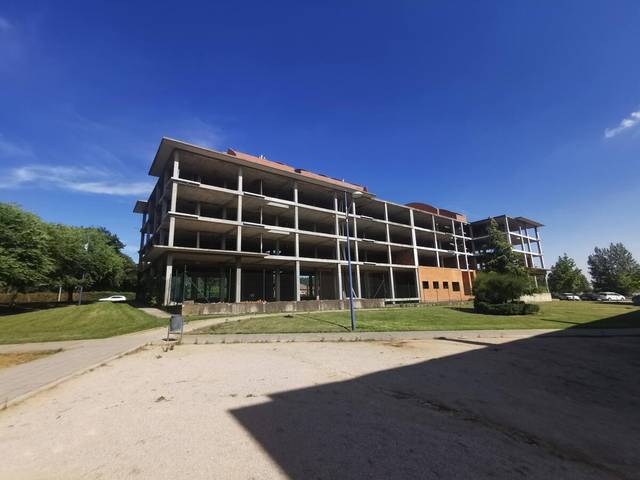 Edificio en Venta en De Carbajal, 87 en Las Eras de Renueva