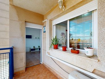 Piso con balcón en venta en Calle JIMENEZ QUESADA-URRUTIAS