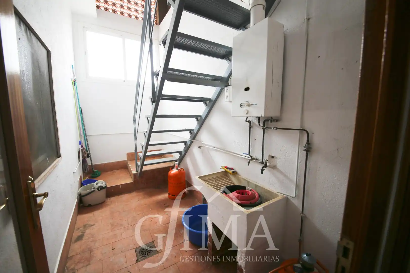 Houses for sale in Argamasilla de Alba  with Air Conditioner, Heating and Balcony