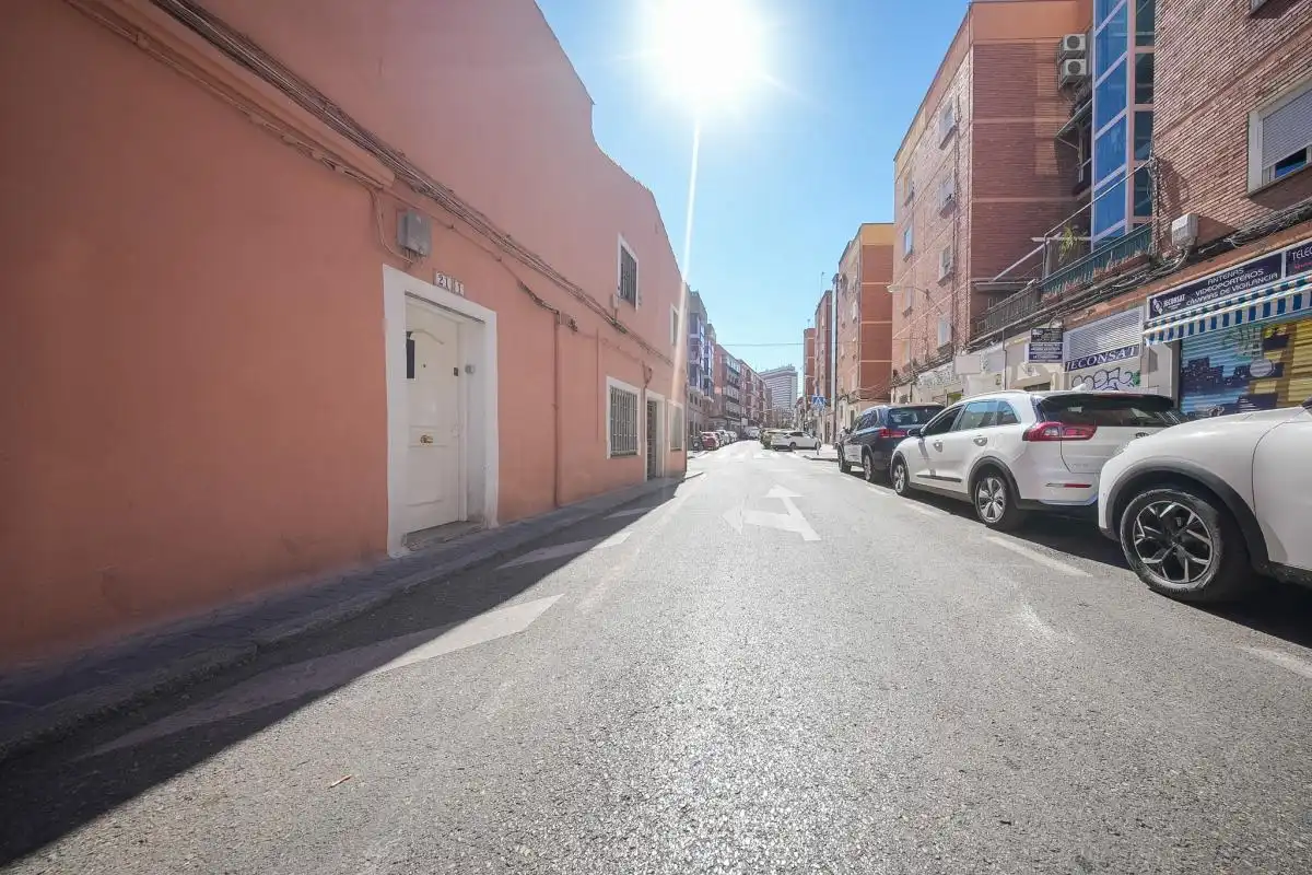 Vista exterior de Piso en venta en Madrid con Aire acondicionado, Calefacción y Amueblado