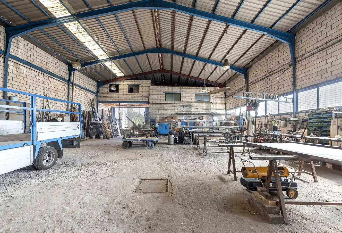 Nave industrial en venta en Francisco Álvarez, Valdecarros