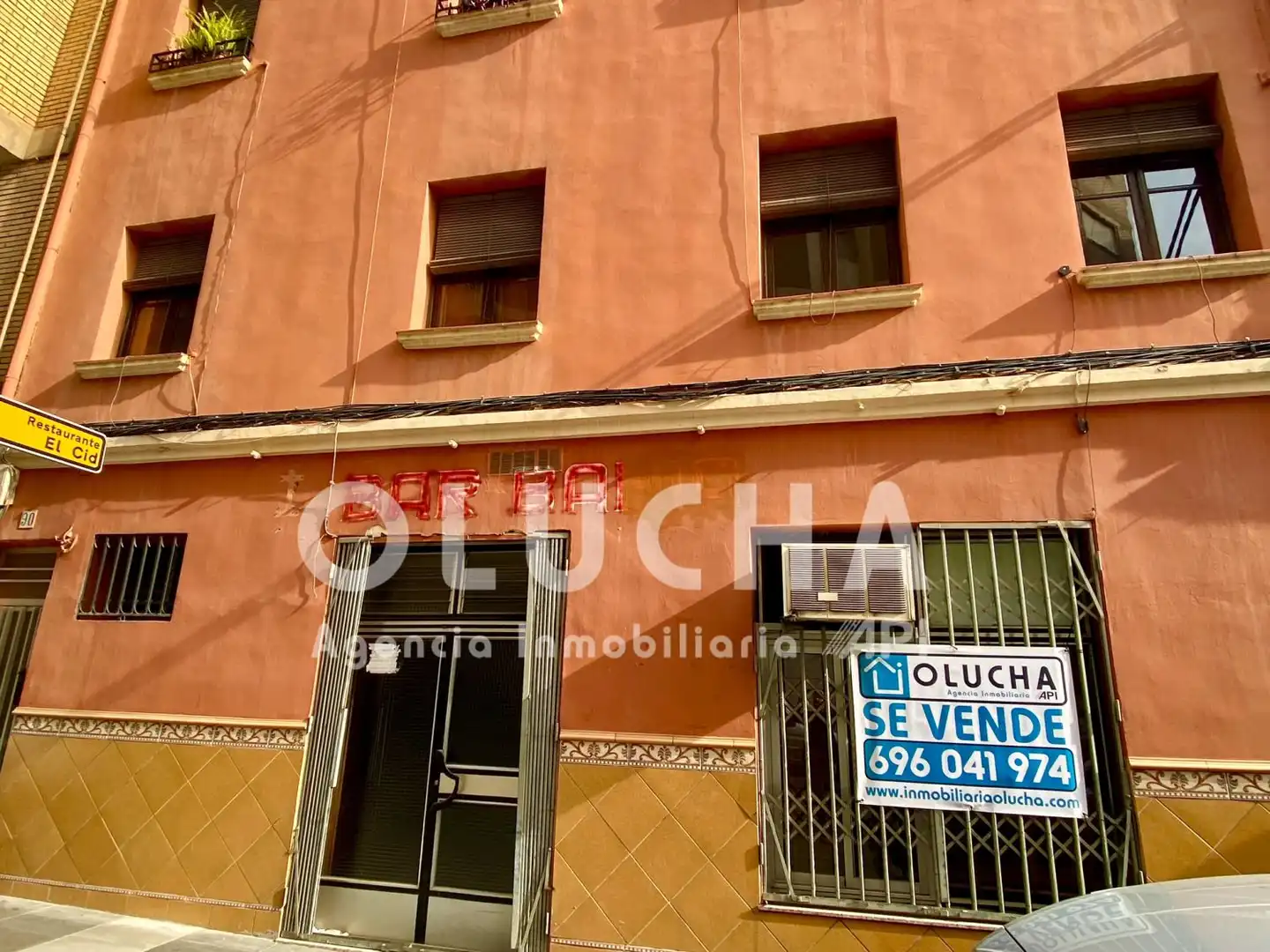 Vista exterior de Local en venta en Onda