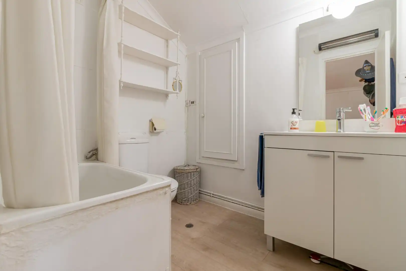 Bathroom of Houses for sale in Boadilla del Monte  with Heating, Private garden and Terrace