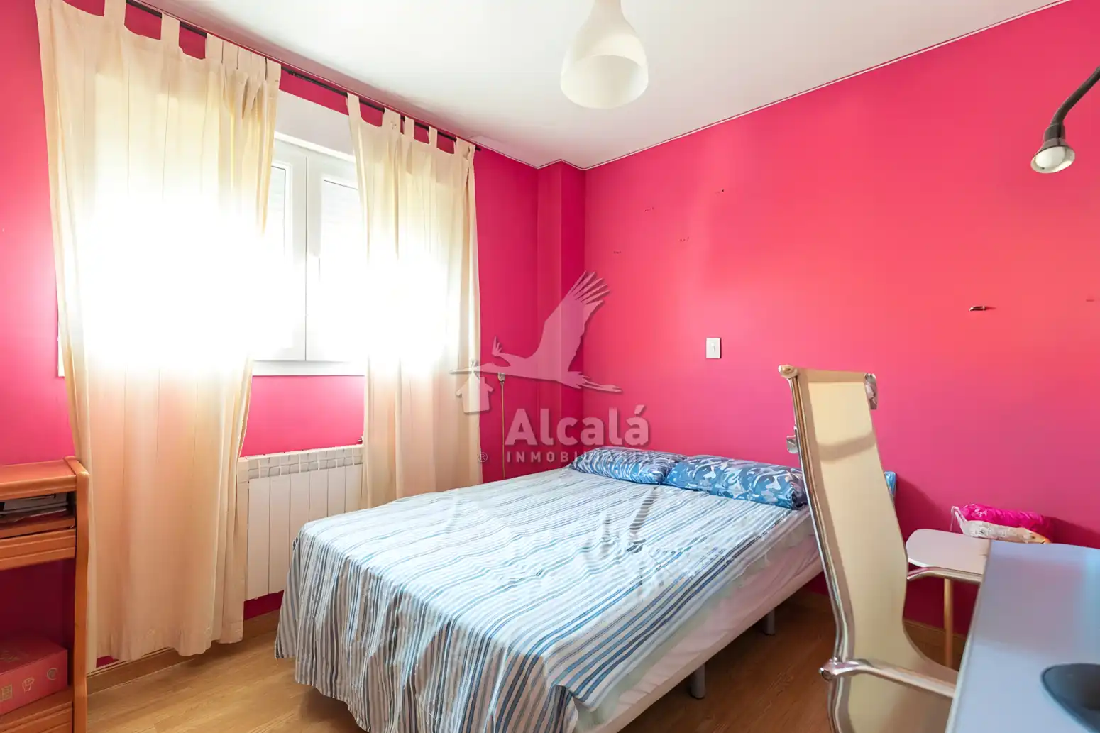 Habitación de Casa o chalet en venta en Los Santos de la Humosa con Calefacción y Trastero