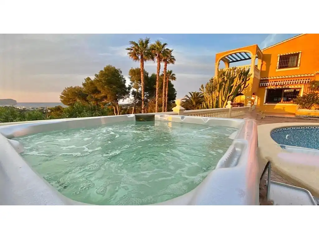 Swimming pool of Houses for sale in Jávea / Xàbia  with Air Conditioner, Heating and Private garden