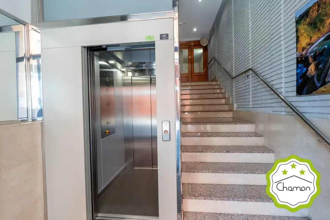 Piso en venta en Bilbao  con Calefacción y Balcón