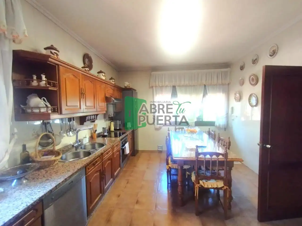 Kitchen of Houses for sale in Ourense Capital   with Heating, Private garden and Terrace