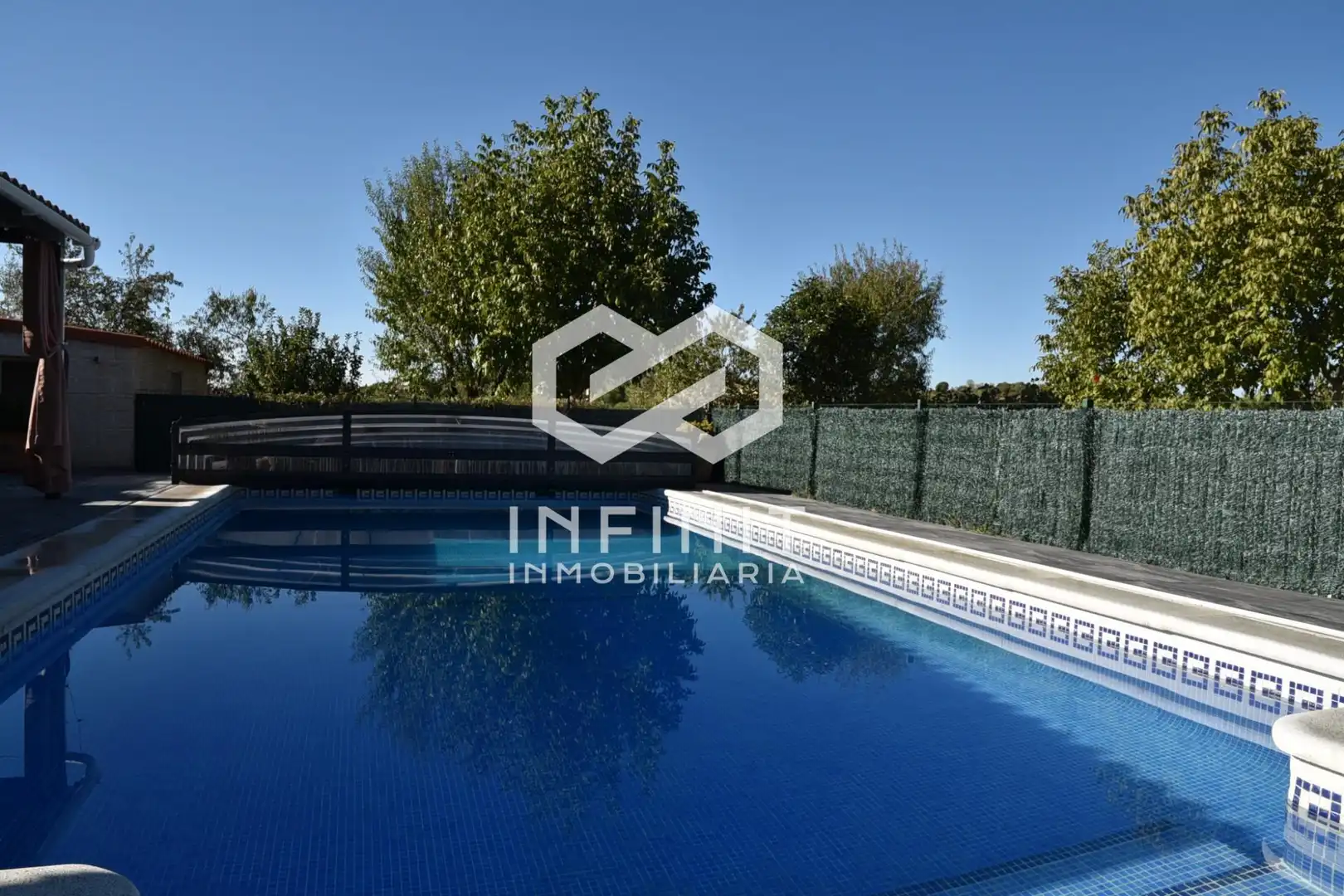 Swimming pool of Houses for sale in Ribatejada, Madrid