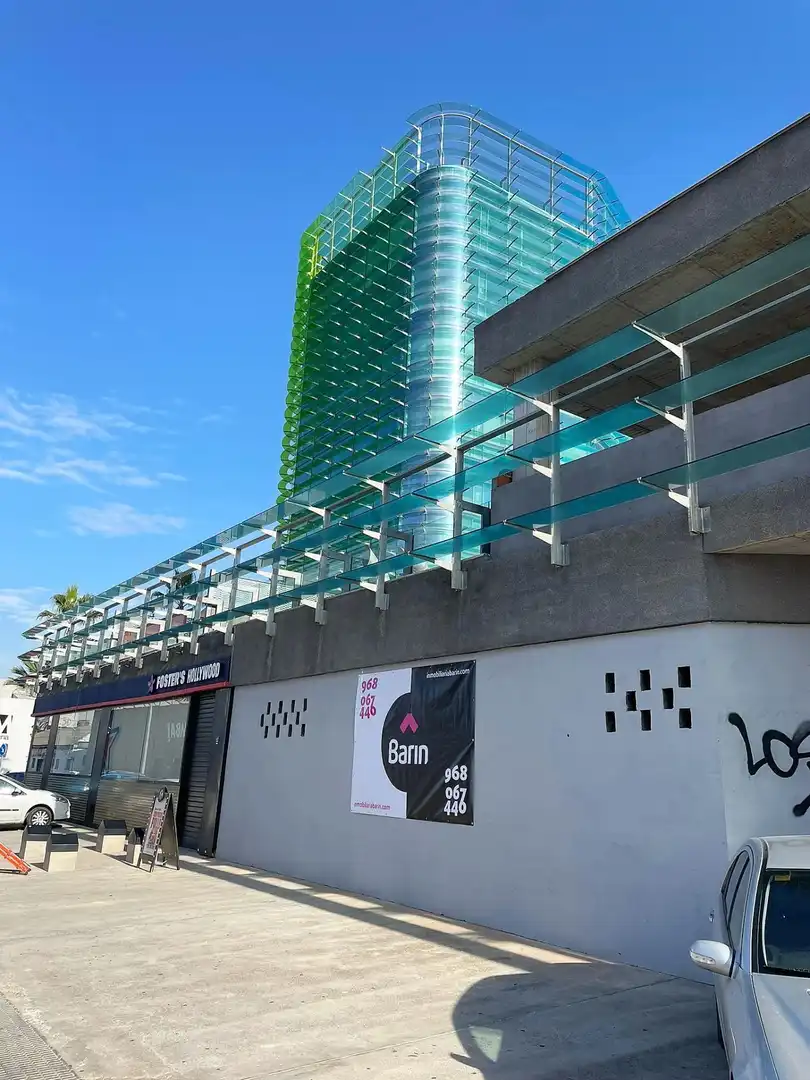 Vista exterior de Oficina de alquiler en Murcia con Aire acondicionado