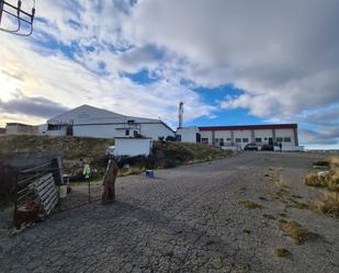 Vista exterior de Nau industrial en venda en Santa María del Cubillo