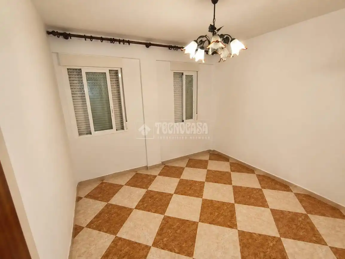 Bedroom of Flat for sale in Montilla