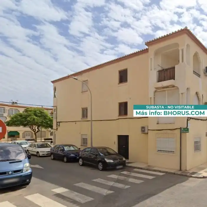 Vista exterior de Pis en venda en Roquetas de Mar