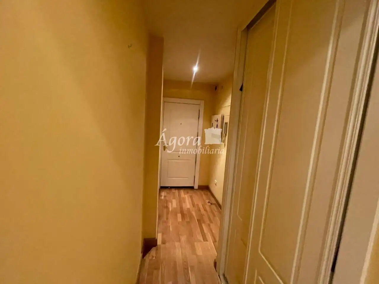 Piso en venta en Plaza Fuente Dorada, Centro