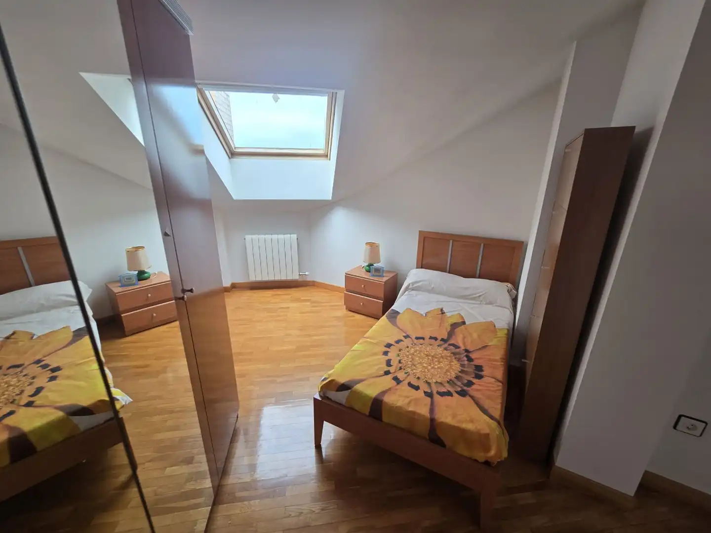 Habitación de Dúplex en venta en Villamediana de Iregua con Calefacción y Amueblado