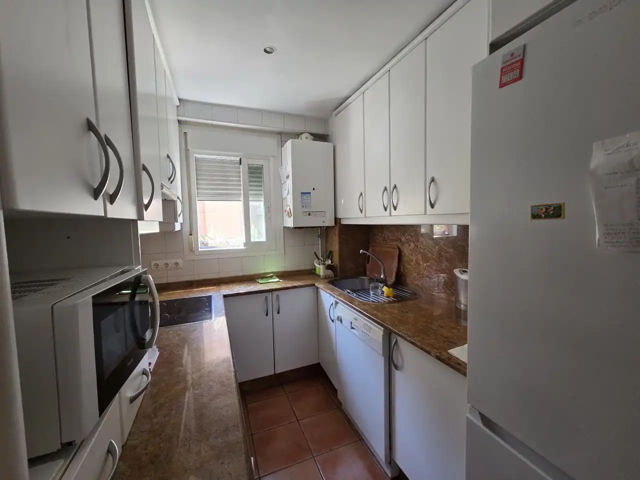 Cocina de Piso de alquiler en Madrid con Aire acondicionado, Calefacción y Amueblado