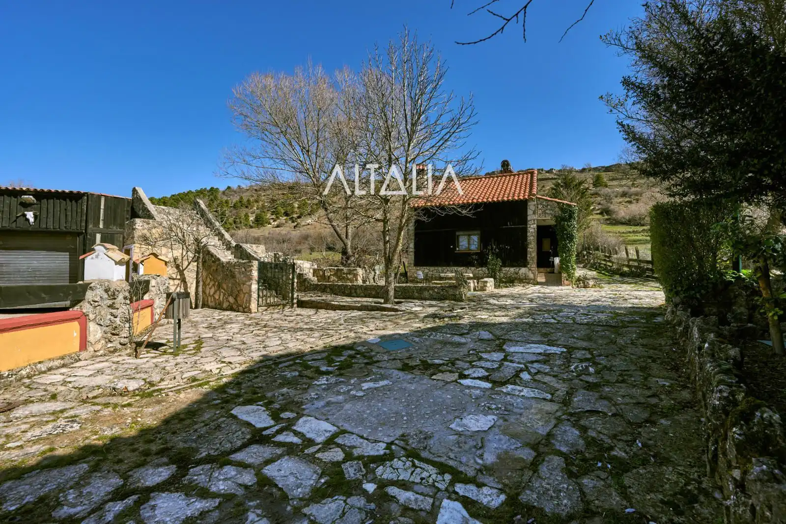 Garden of Buildings for sale in Las Majadas  