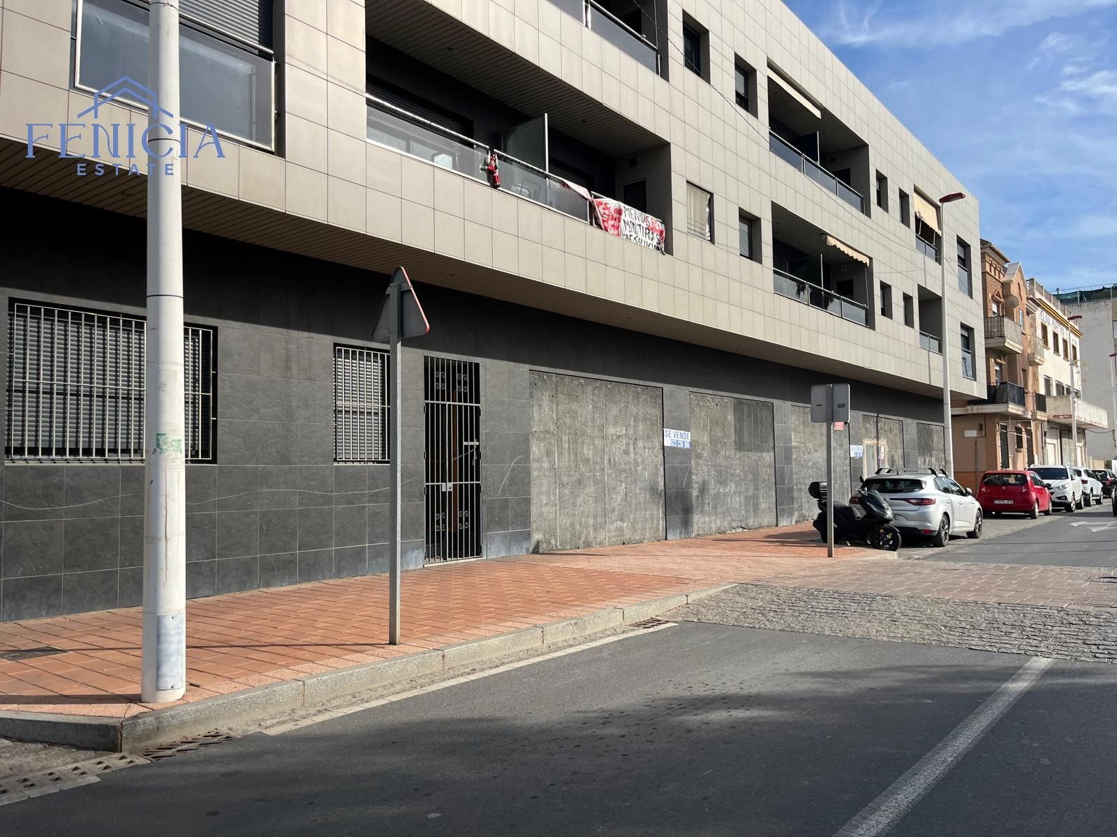 Vista exterior de Local de lloguer en Motril