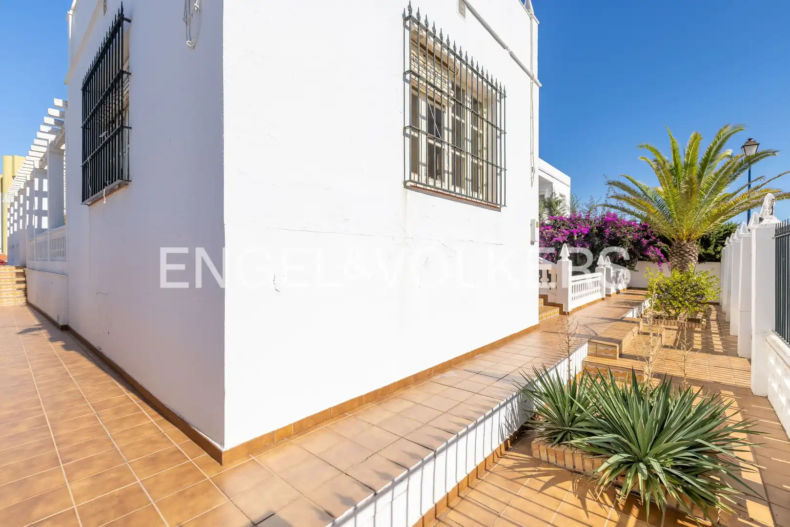 Vista exterior de Finca rústica en venta en La Antilla con Aire acondicionado, Calefacción y Jardín privado