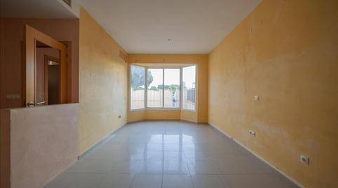 Foto 3 de Casa adosada en venda a Rondeña, Gerena, Sevilla