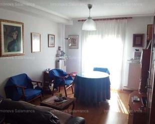 Living room of Flat for sale in Salamanca Capital  with Heating