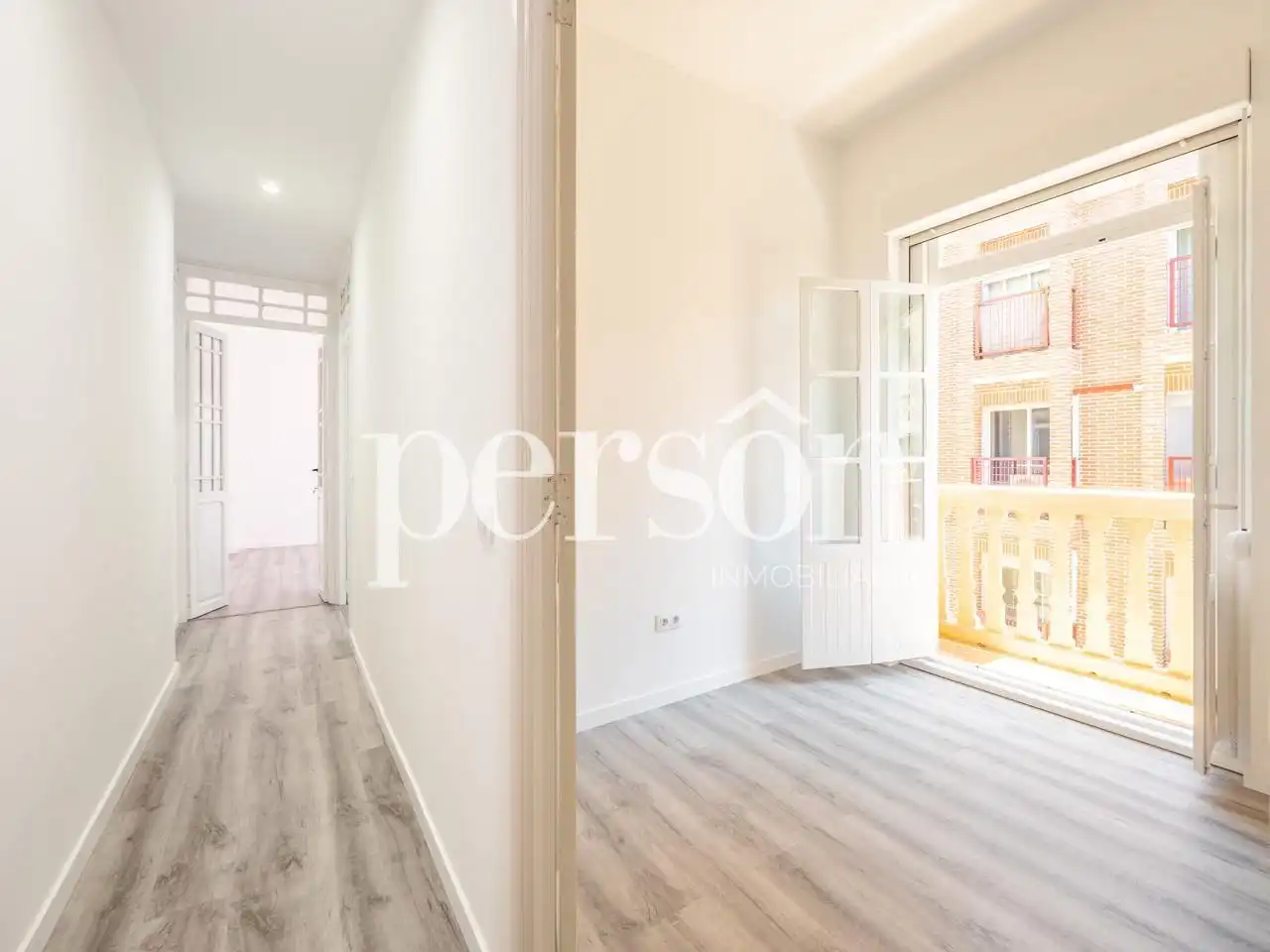 Habitación de Piso de alquiler en Valencia con Aire acondicionado, Calefacción y Amueblado