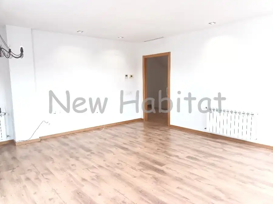 Sala de estar de Casa adosada en venta en Castellón de la Plana / Castelló de la Plana con Aire acondicionado, Jardín privado y Terraza