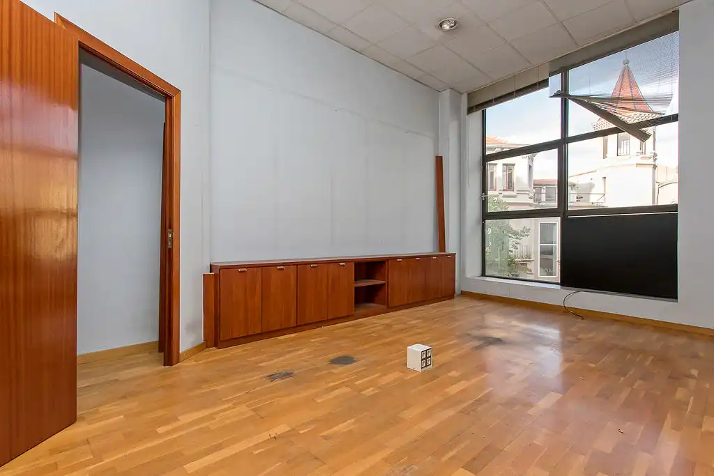 Local comercial en venta en Carrer de Pompeu Fabra 7-13, imagen 6