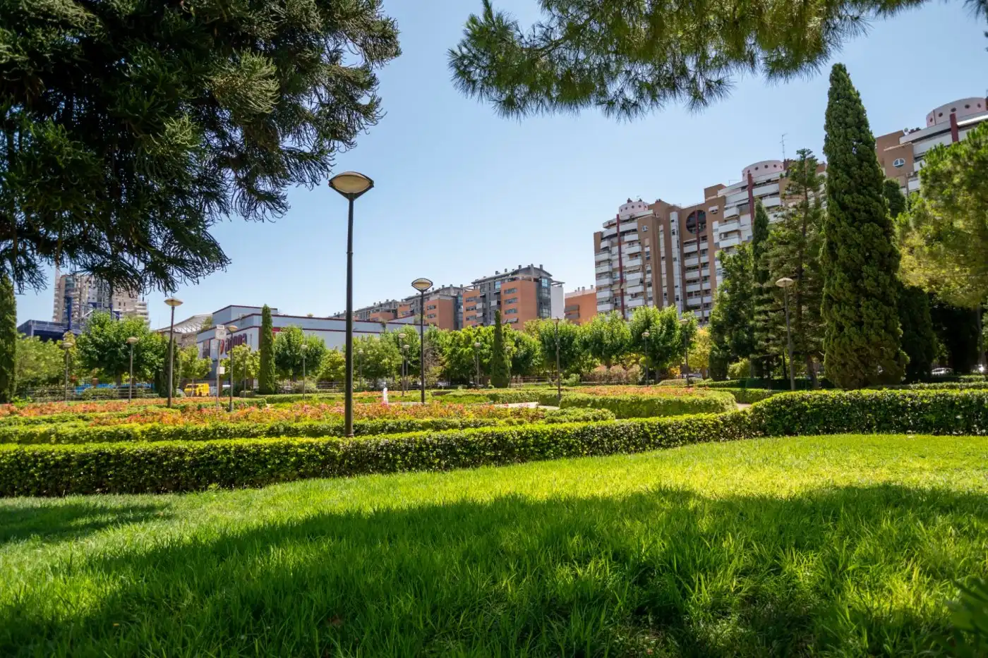 Pis de lloguer a Calle Santa Genoveva Torres, Sant Llorenç - Zona Alfahuir