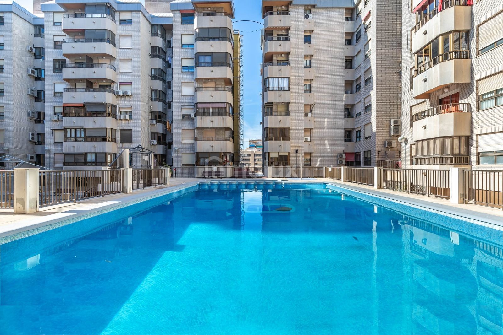 Flat for sale in Avenida de la Estación, Ensanche - Diputación