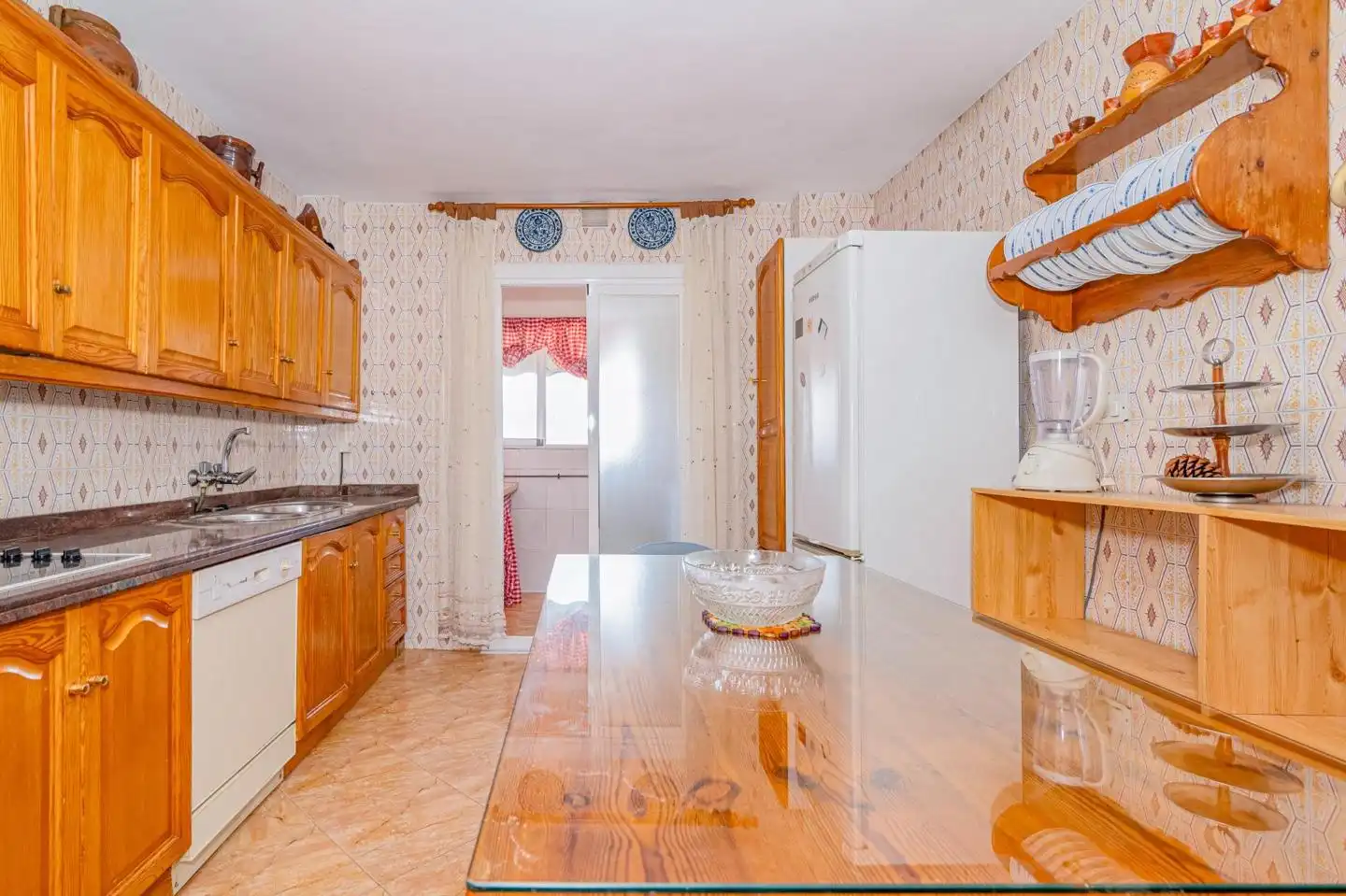 Kitchen of Flat for sale in Granada  with Air Conditioner