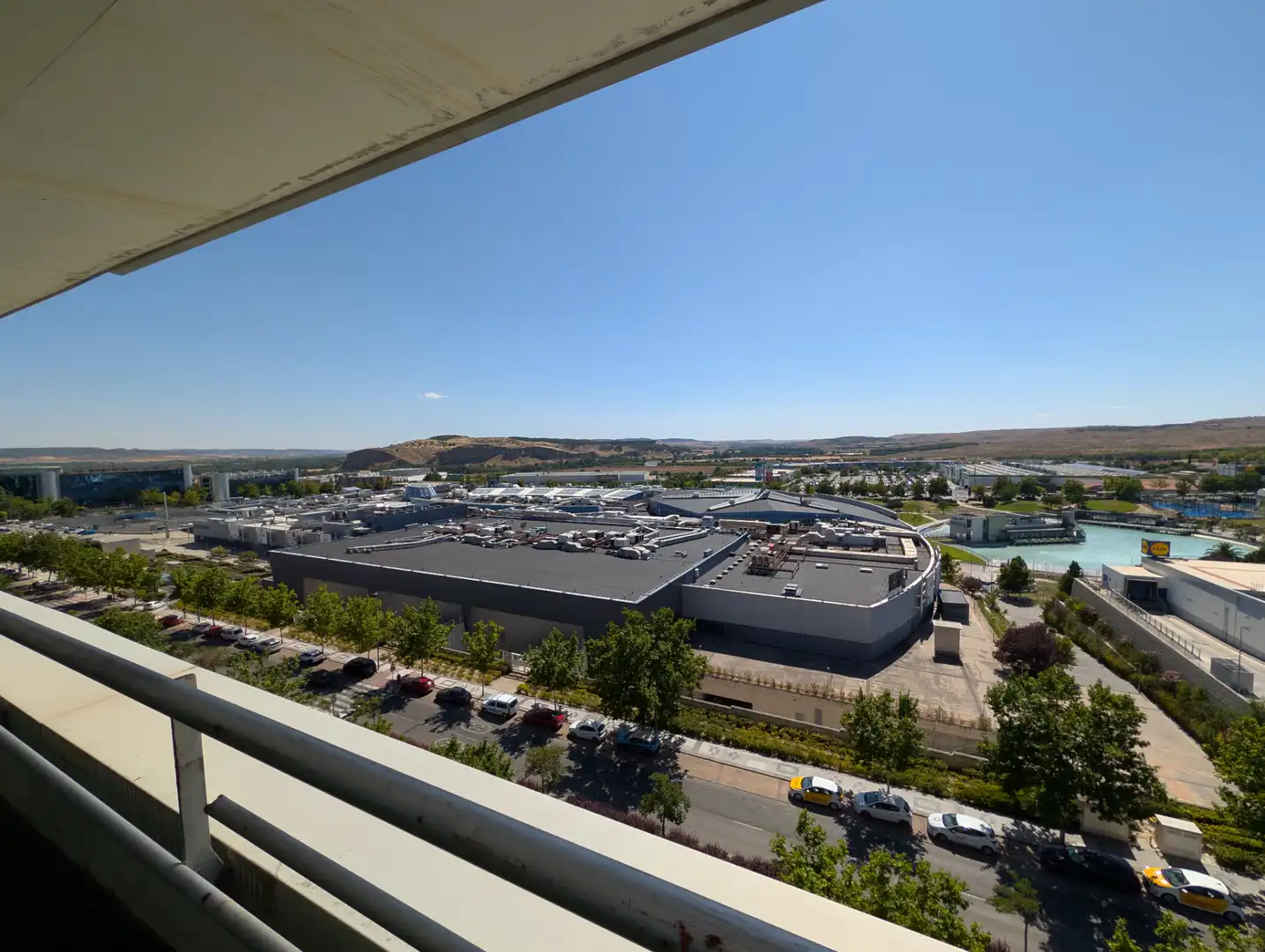 Parkplatz von Büro zur Miete in Rivas-Vaciamadrid mit Klimaanlage, Heizung und Terrasse