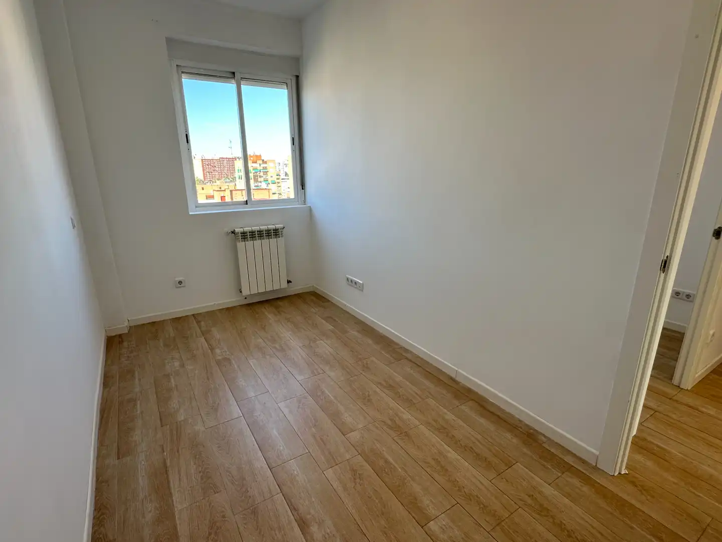 Piso con ascensor en alquiler en Calle de Valderrey, imagen 13
