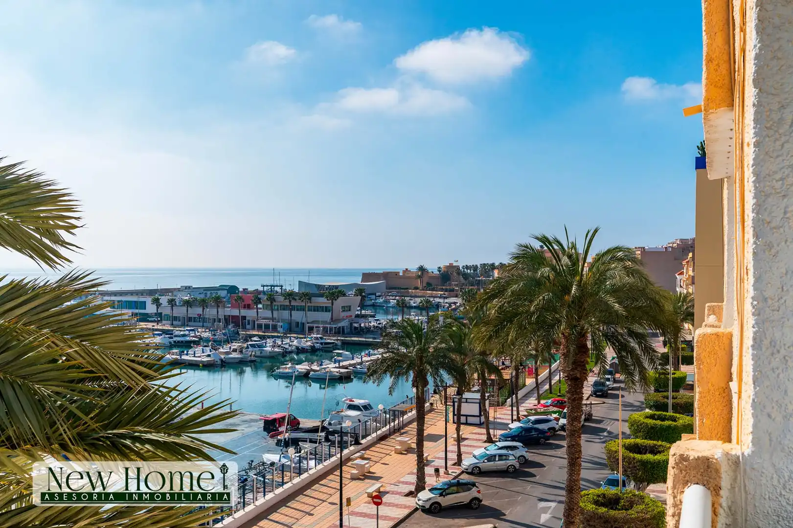 Exterior view of Flat for sale in Roquetas de Mar  with Terrace and Furnished