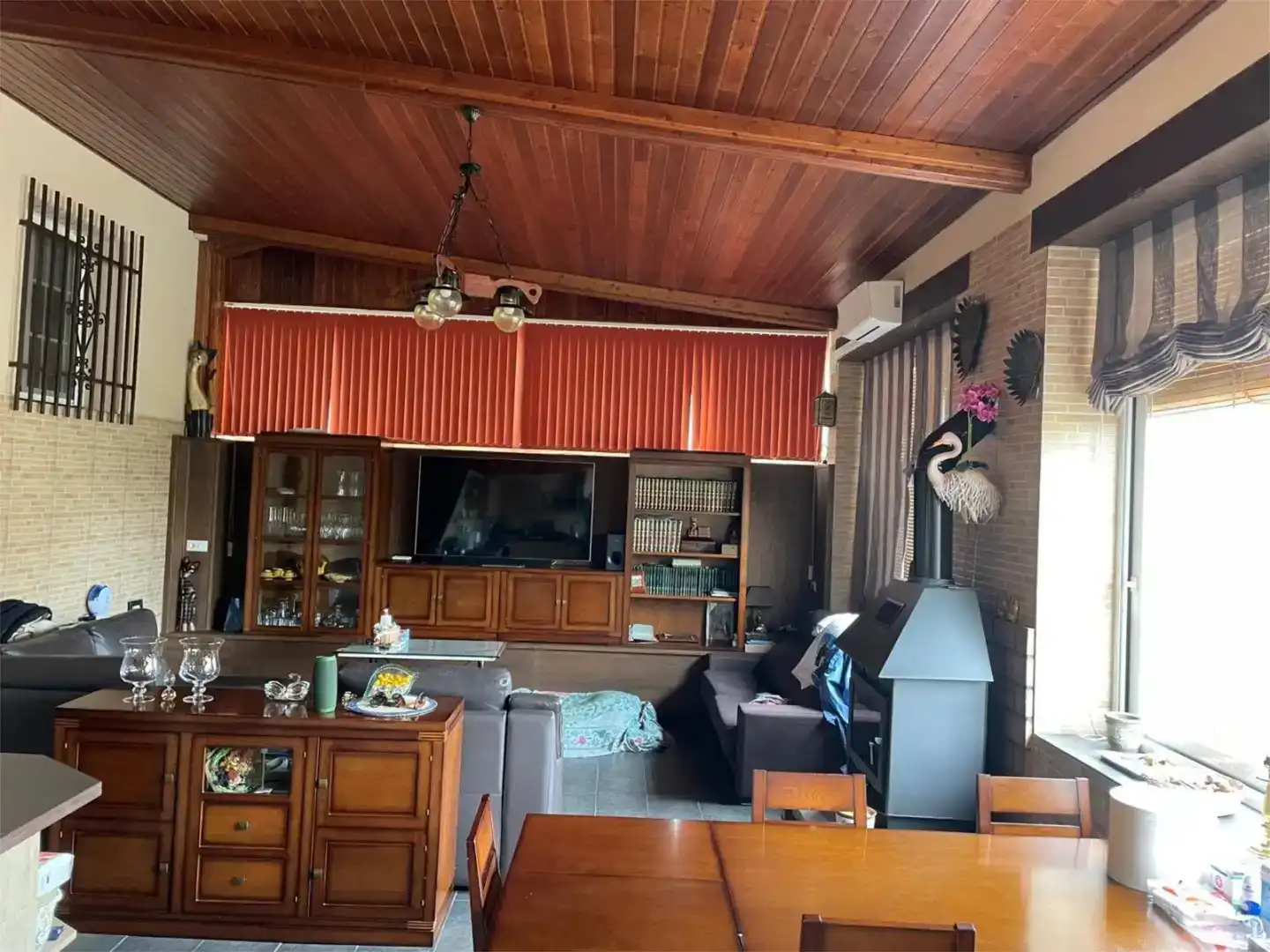 Wohnzimmer von Erdgeschoss zum Verkauf in Plasencia mit Klimaanlage und Schwimmbad