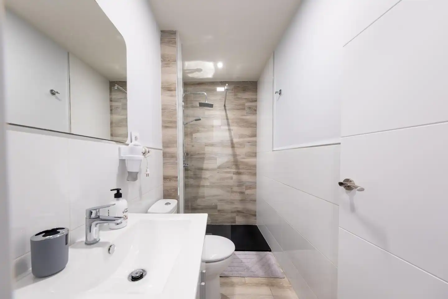 Bathroom of Flat for rent in San Bartolomé de Tirajana