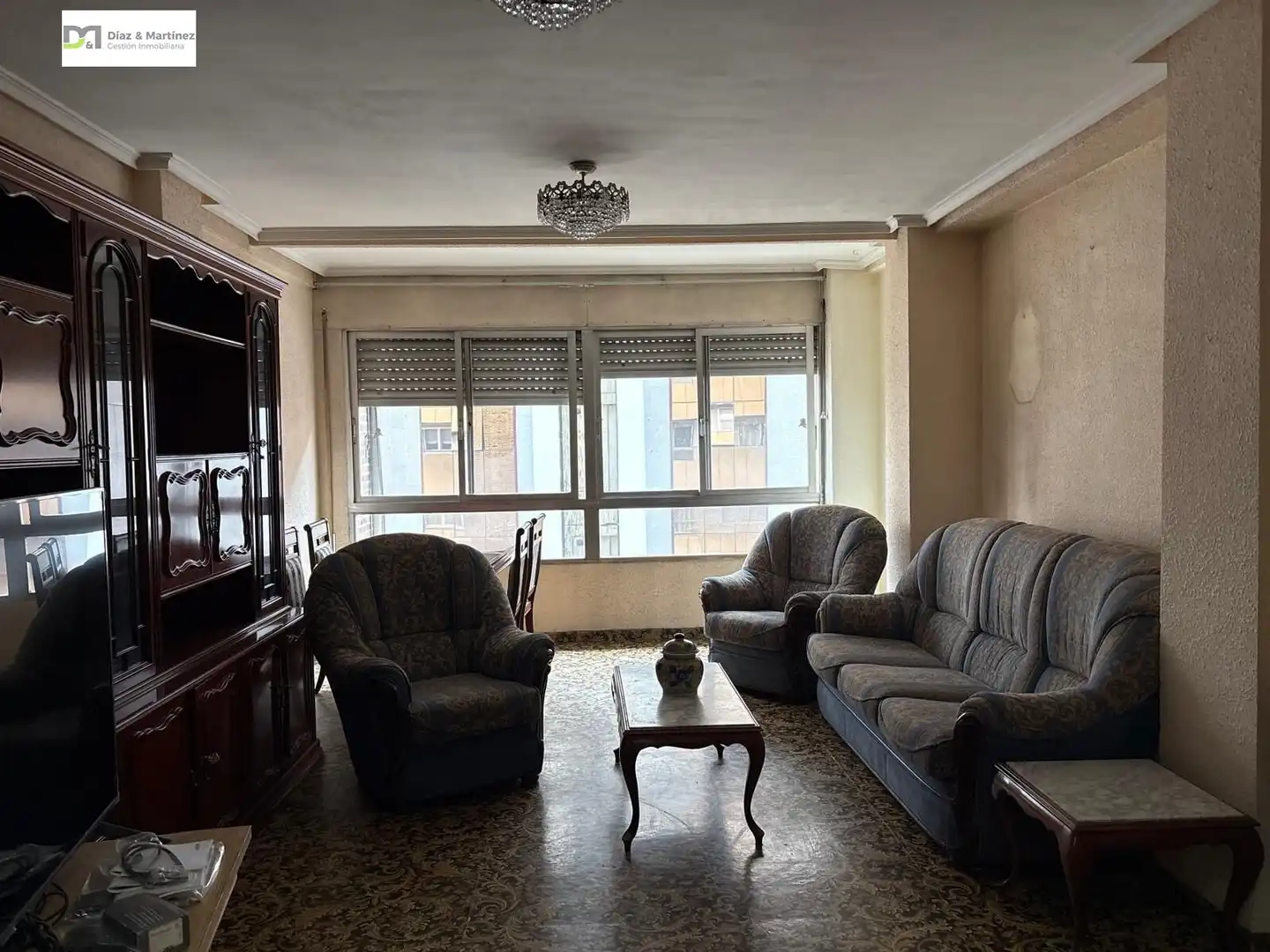 Sala d'estar de Pis en venda en León Capital  amb Calefacció